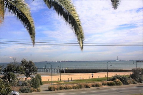 Beach Front Beauty - Accommodation Sunshine Coast 14