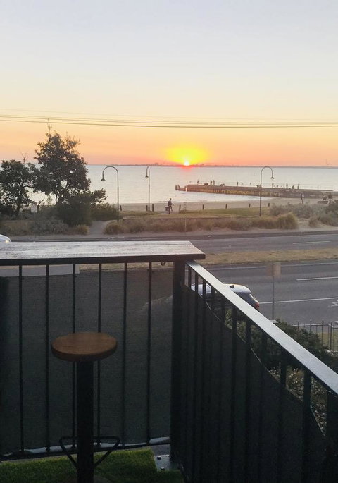 Beach Front Beauty - Accommodation Sunshine Coast 18