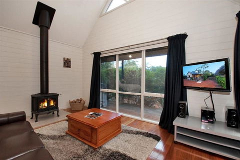 Two Truffles Cottages - Accommodation Sunshine Coast 13