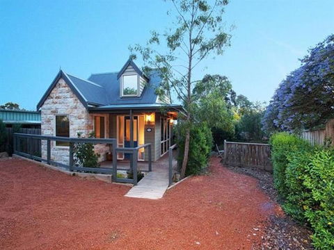 Two Truffles Cottages - Accommodation Sunshine Coast 8