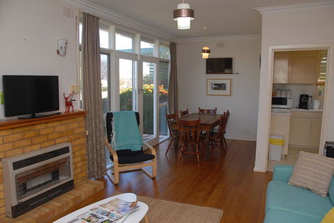 Green Grove - Accommodation Sunshine Coast 10