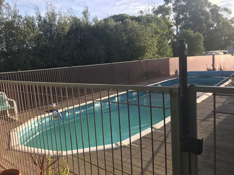 Eagle Bay Views - Accommodation Sunshine Coast 6