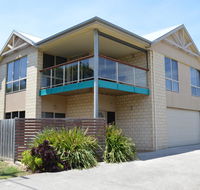 Ocean View Beach house - Accommodation Sunshine Coast