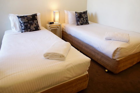 Accent Accommodation@Docklands - Accommodation Sunshine Coast 18