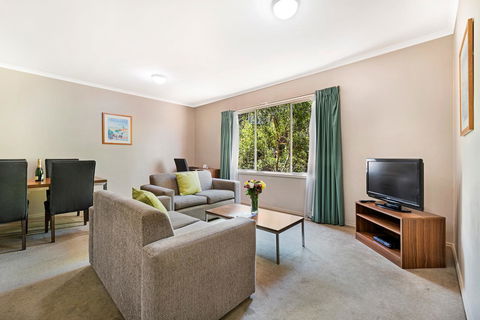 Punt Road Apartment Hotel - Accommodation Sunshine Coast 0