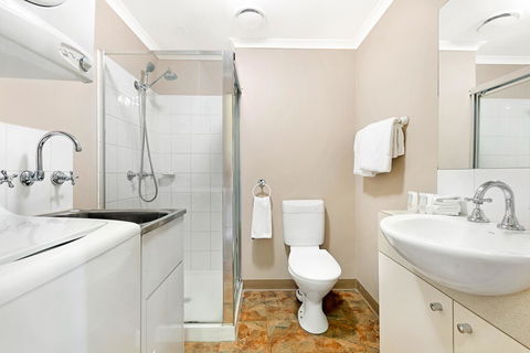 Punt Road Apartment Hotel - Accommodation Sunshine Coast 10