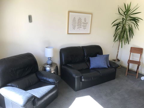 Lakeside Conti Villas - Accommodation Sunshine Coast 13