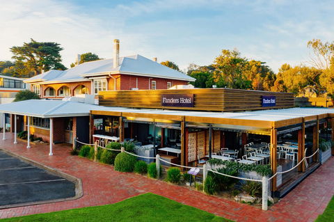 Quarters At Flinders Hotel - Accommodation Sunshine Coast 1