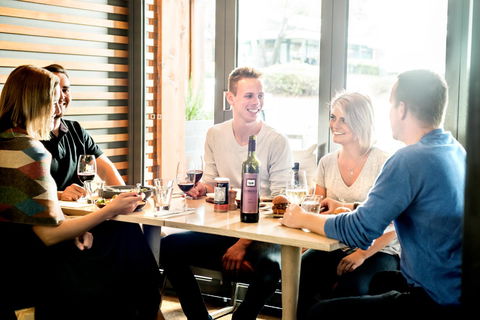 Quarters At Flinders Hotel - Accommodation Sunshine Coast 21