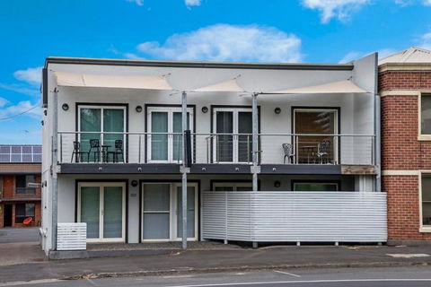 Apartments 521 - Accommodation Sunshine Coast 2