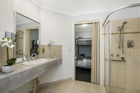 Apartments 521 - Accommodation Sunshine Coast 10