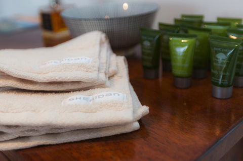 The Waterfront Apartment - Accommodation Sunshine Coast 17