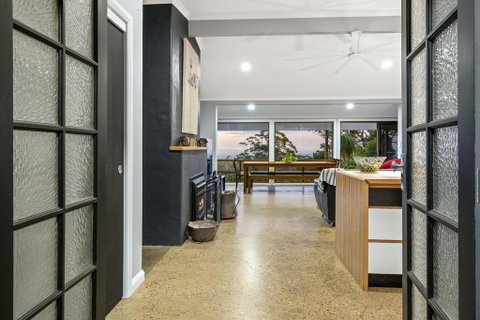 The Bird House - Accommodation Sunshine Coast 2