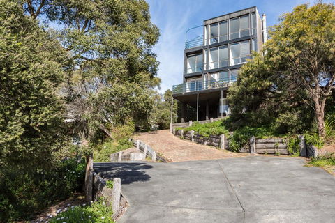 The Blairgowrie Glasshouse: 360 Views - Accommodation Sunshine Coast 2