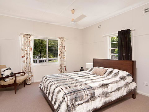 The Blue House - Flat Walk To River And Beach - Accommodation Sunshine Coast 1