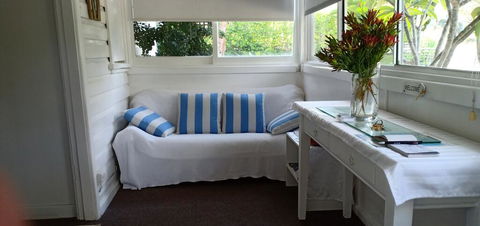 The Boathouse A 3 Bedroom House - Accommodation Sunshine Coast 3