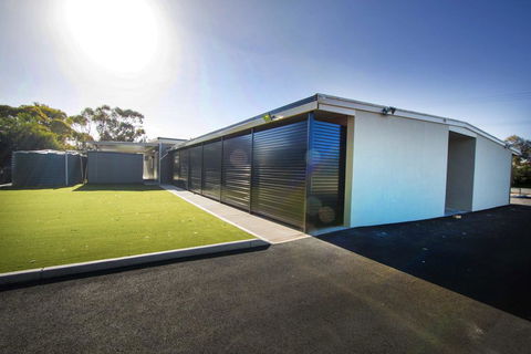 The Bunkhouse - Accommodation Sunshine Coast 0