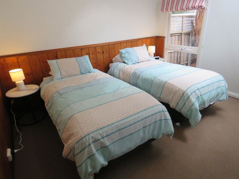 The Cottage South Hobart - Accommodation Sunshine Coast 3