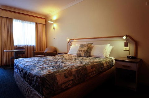 The Crossing Motel - Accommodation Sunshine Coast 0