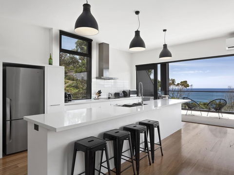 The Cube - Striking Architectural Showpiece - Accommodation Sunshine Coast 2
