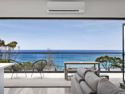 The Cube - Striking Architectural Showpiece - Accommodation Sunshine Coast 0