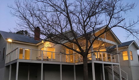 The Dacha - Accommodation Sunshine Coast 2