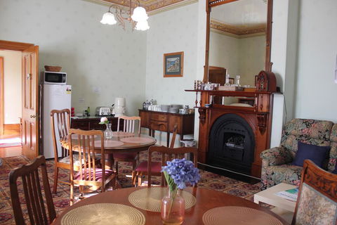 The Dragonfly North West - Accommodation Sunshine Coast 3