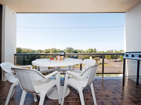 The Dunes, Unit 17/38 Marine Drive - Accommodation Sunshine Coast 2