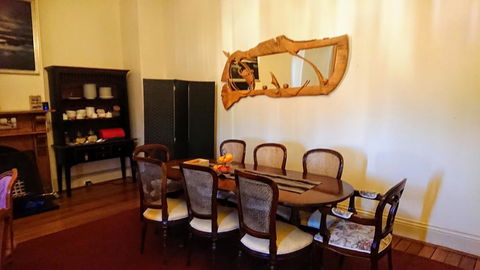 The Empire Hotel - Accommodation Sunshine Coast 0