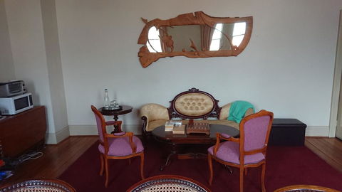 The Empire Hotel - Accommodation Sunshine Coast 1