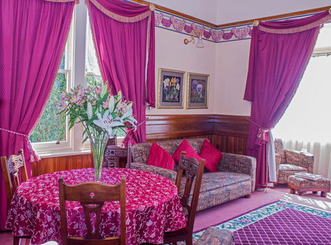 The Duck House - Accommodation Sunshine Coast 0