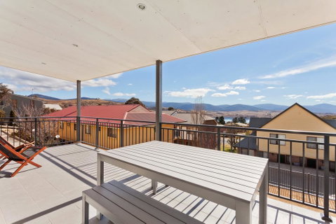 The Elements West - Jindabyne - Accommodation Sunshine Coast 1