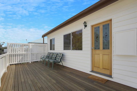 The Fishermans Cottage - Accommodation Sunshine Coast 2