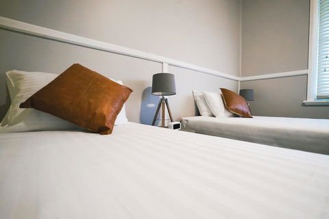 The Greenroof - Accommodation Sunshine Coast 2