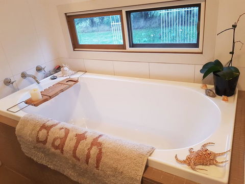 The Gurdies Room With Amazing Sunset Views - Accommodation Sunshine Coast 2