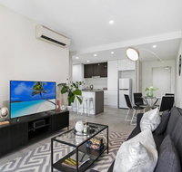 THE HAMILTON I715-L'Abode Accommodation - Accommodation Sunshine Coast