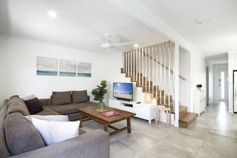 The Islander 1 - Accommodation Sunshine Coast 0