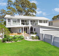 THE LAKE HOUSE - WiTH SWIMMING POOL - Accommodation Sunshine Coast
