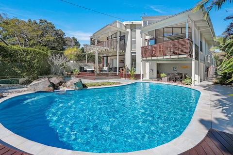 The Lighthouse, Noosa Hill - Accommodation Sunshine Coast 0