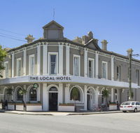 The Local Hotel - Accommodation Sunshine Coast