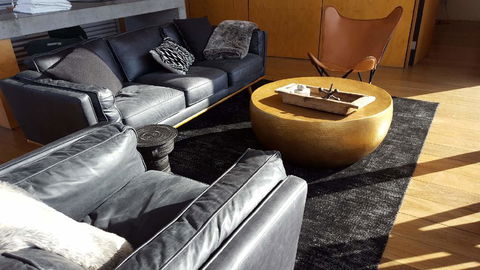 The Longhouse - Suite 2 - Accommodation Sunshine Coast 3