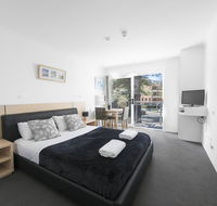 The Manly Hotel Est. 1964 - Accommodation Sunshine Coast