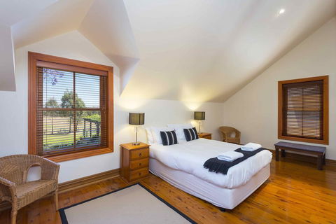 The Mews Studio - Accommodation Sunshine Coast 3