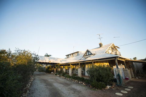 The Old Convent Dalwallinu - Accommodation Sunshine Coast 0