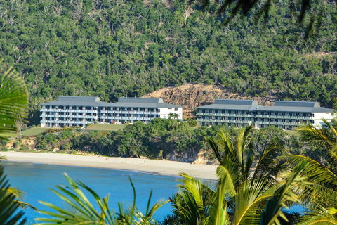 The Palms On Hamilton Island - Accommodation Sunshine Coast 3