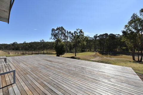 The Parson's Vineyard Retreat - Get Amongst The Vineyards In A Historic Home - Accommodation Sunshine Coast 1