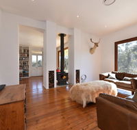 The Parson's Vineyard Retreat - get amongst the vineyards in a historic home - Accommodation Sunshine Coast