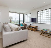 THE PENTHOUSE - MORNINGTON - Accommodation Sunshine Coast