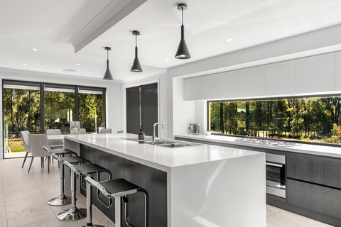 The Residence - Accommodation Sunshine Coast 2