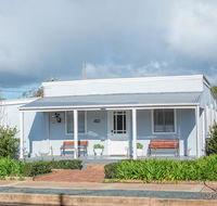 The Rested Guest 3 Bedroom Cottage West Wyalong - Accommodation Sunshine Coast